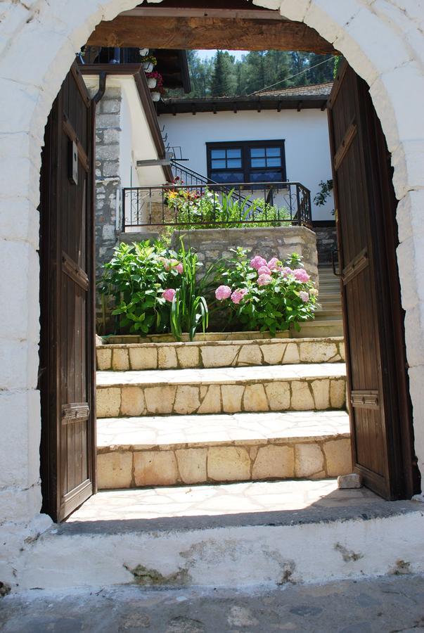 Ana Rest House Hostel Berat Ngoại thất bức ảnh